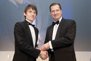 Dyfan receiving the best Chemical Engineering Student award