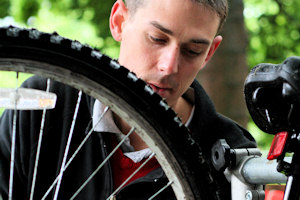 Cycle mechanic Jaime 