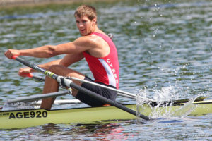 Graeme Thomas rowing