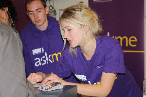 Askme desk in University Place