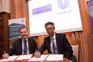 L-R: Prof Luke Georghiou and Dr Cameron Jones, Vice-President Unilever R&D