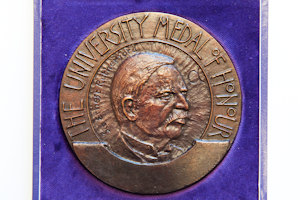 University Medal of Honour