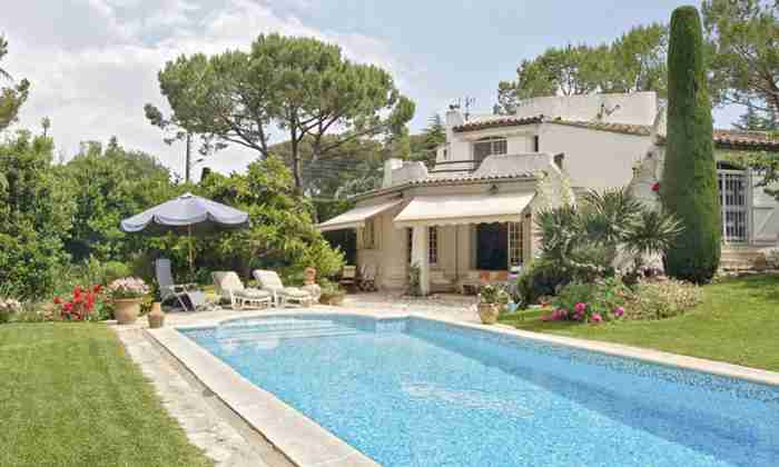 Cottage and pool