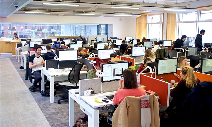 Photo of a PC cluster in the Alan Gilbert Learning Commons