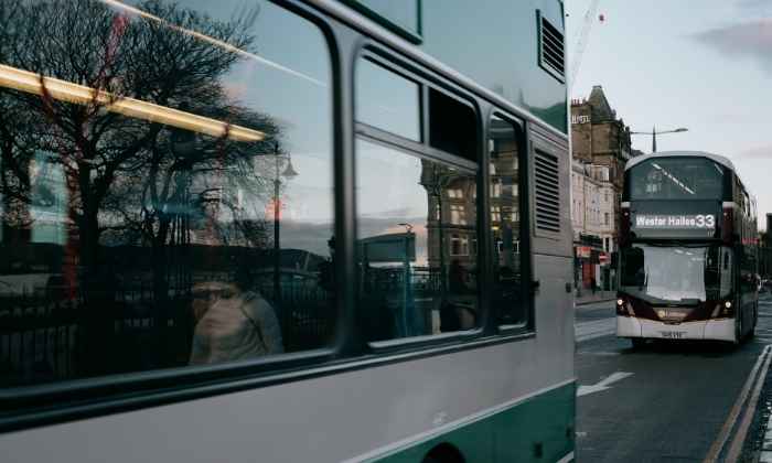 Bus