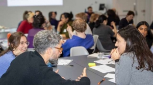 Delegates engaging in conversation.